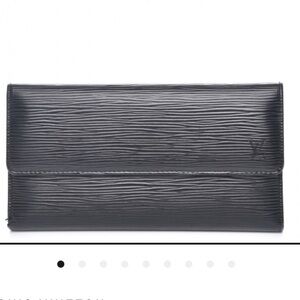 Louis Vuitton Epi Porte Tresor International Wallet Black